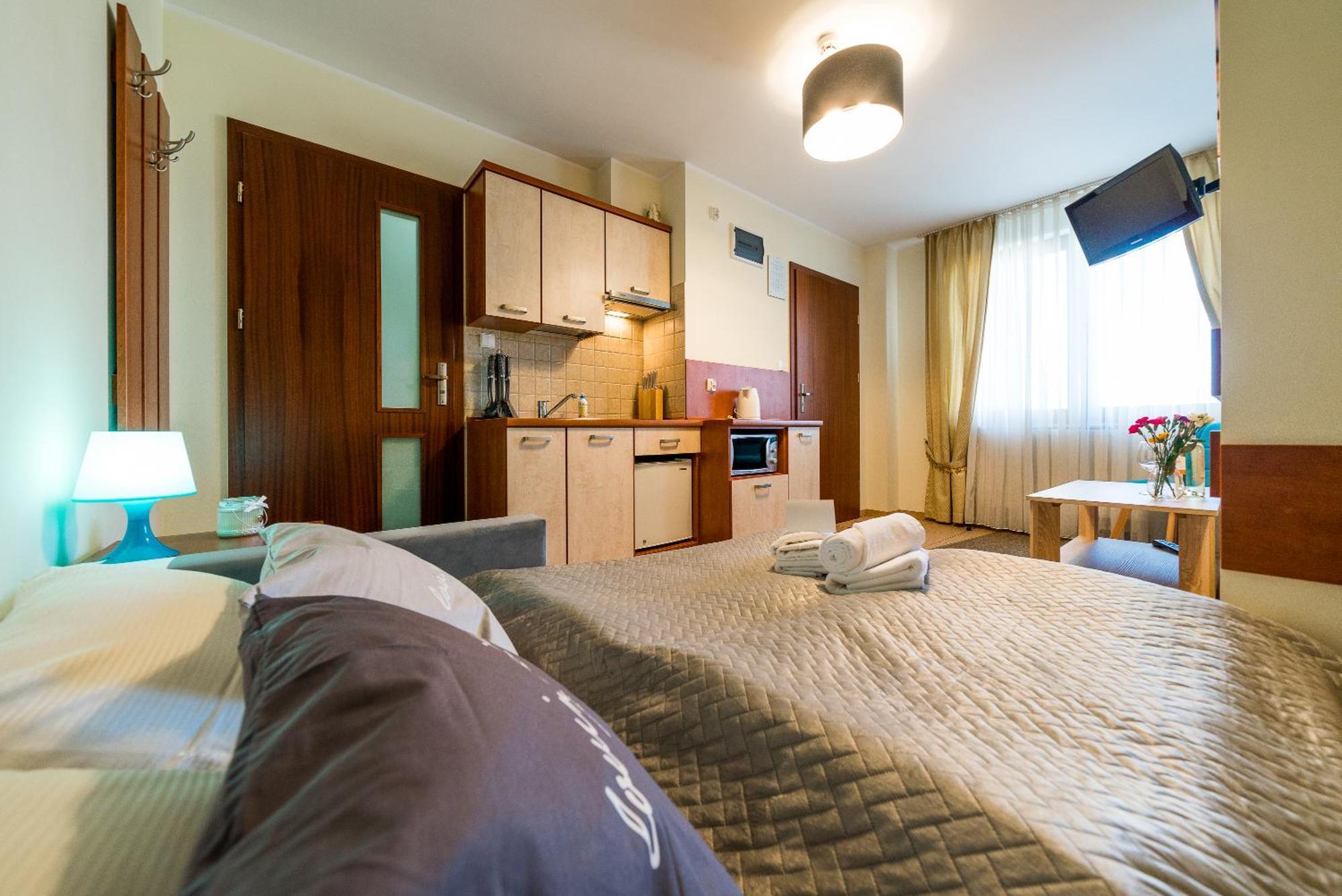 Władysławowo Villa Martii - Komfortowe Apartamenty Z Aneksami Kuchennymi - Spokojna Okolica, Blisko Plazy מראה חיצוני תמונה