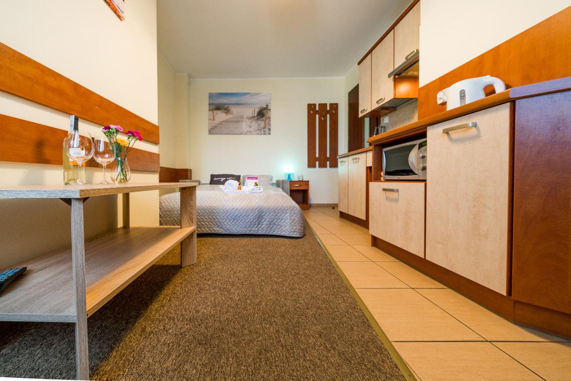 Władysławowo Villa Martii - Komfortowe Apartamenty Z Aneksami Kuchennymi - Spokojna Okolica, Blisko Plazy מראה חיצוני תמונה