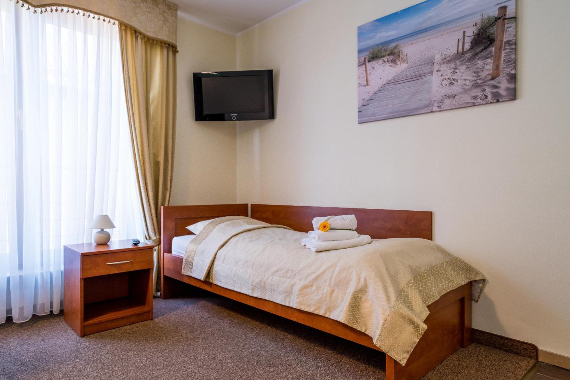 Władysławowo Villa Martii - Komfortowe Apartamenty Z Aneksami Kuchennymi - Spokojna Okolica, Blisko Plazy מראה חיצוני תמונה