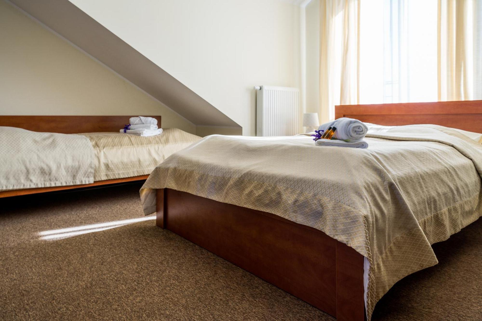 Władysławowo Villa Martii - Komfortowe Apartamenty Z Aneksami Kuchennymi - Spokojna Okolica, Blisko Plazy מראה חיצוני תמונה