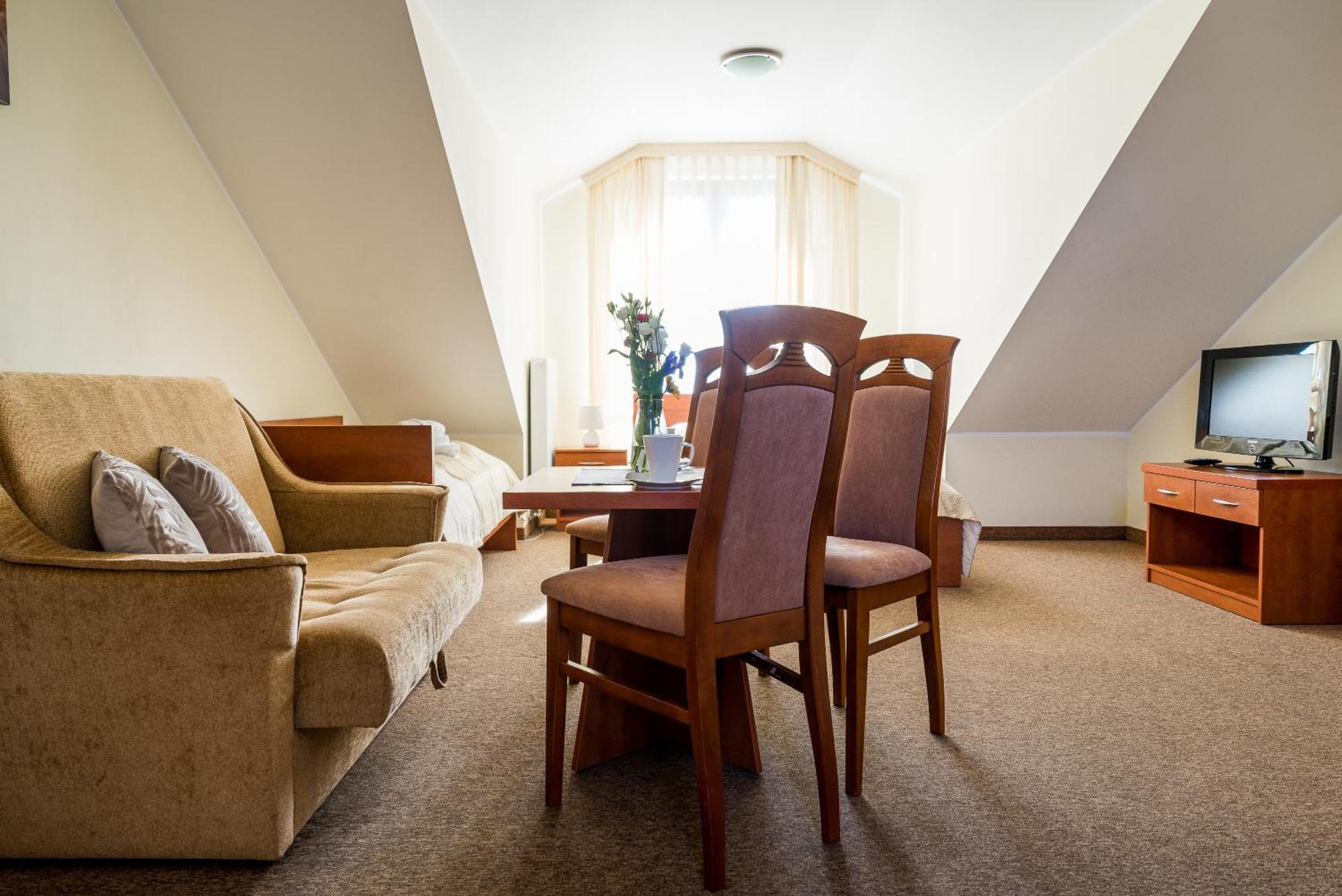 Władysławowo Villa Martii - Komfortowe Apartamenty Z Aneksami Kuchennymi - Spokojna Okolica, Blisko Plazy מראה חיצוני תמונה