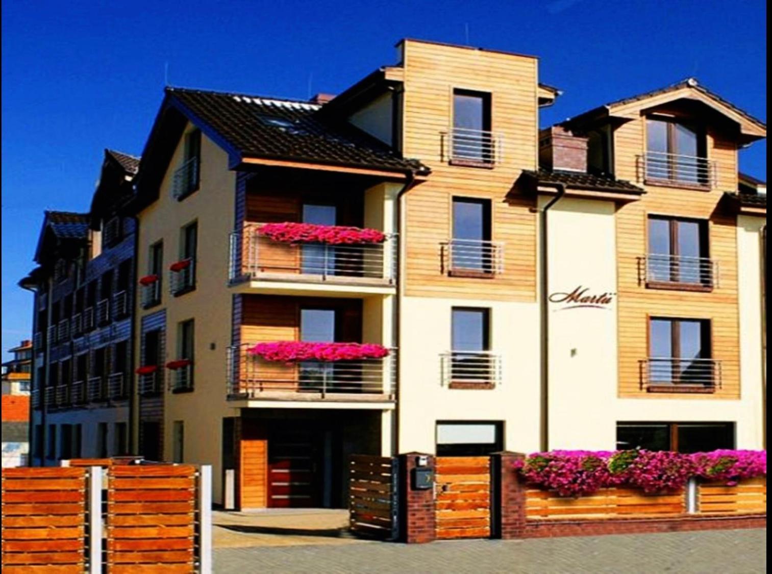 Władysławowo Villa Martii - Komfortowe Apartamenty Z Aneksami Kuchennymi - Spokojna Okolica, Blisko Plazy מראה חיצוני תמונה